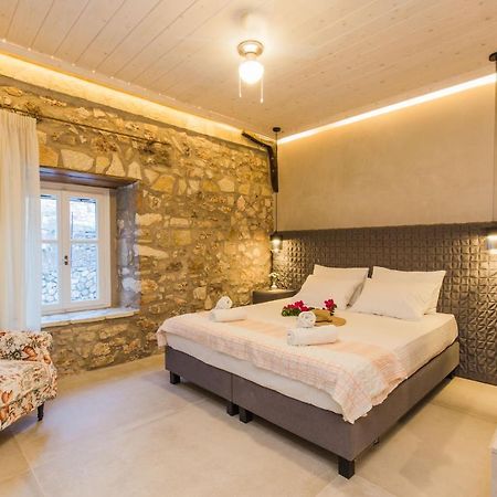 Stone Suites At Lefkada'S Old Port المظهر الخارجي الصورة